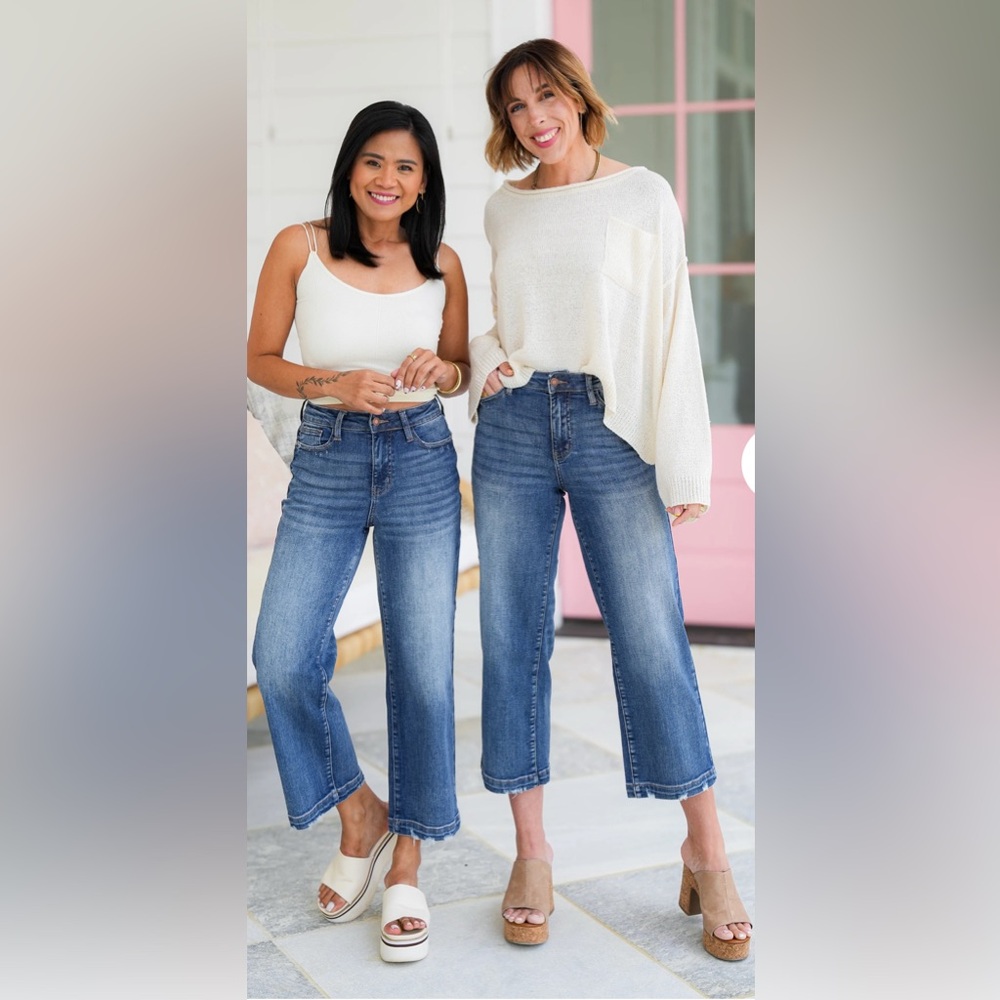 Judy Blue Cropped Wide Leg Jeans Size 5/6
